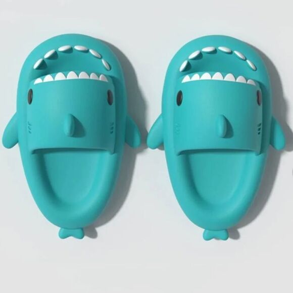 Chedoir Shark Cloud Slides Yellow size‎ 4 (200MM) NWT in packaging - Picture 4 of 12